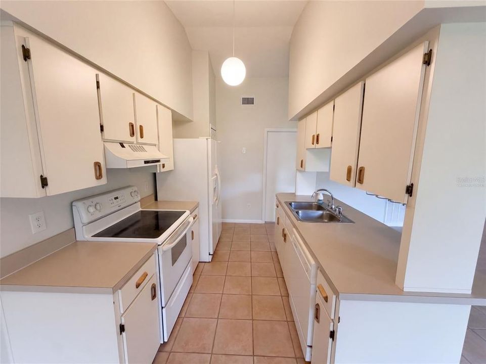 En Venta: $239,000 (3 camas, 2 baños, 1157 Pies cuadrados)