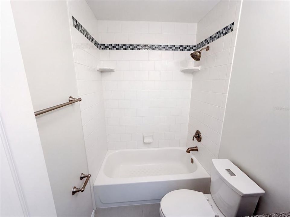 En Venta: $239,000 (3 camas, 2 baños, 1157 Pies cuadrados)