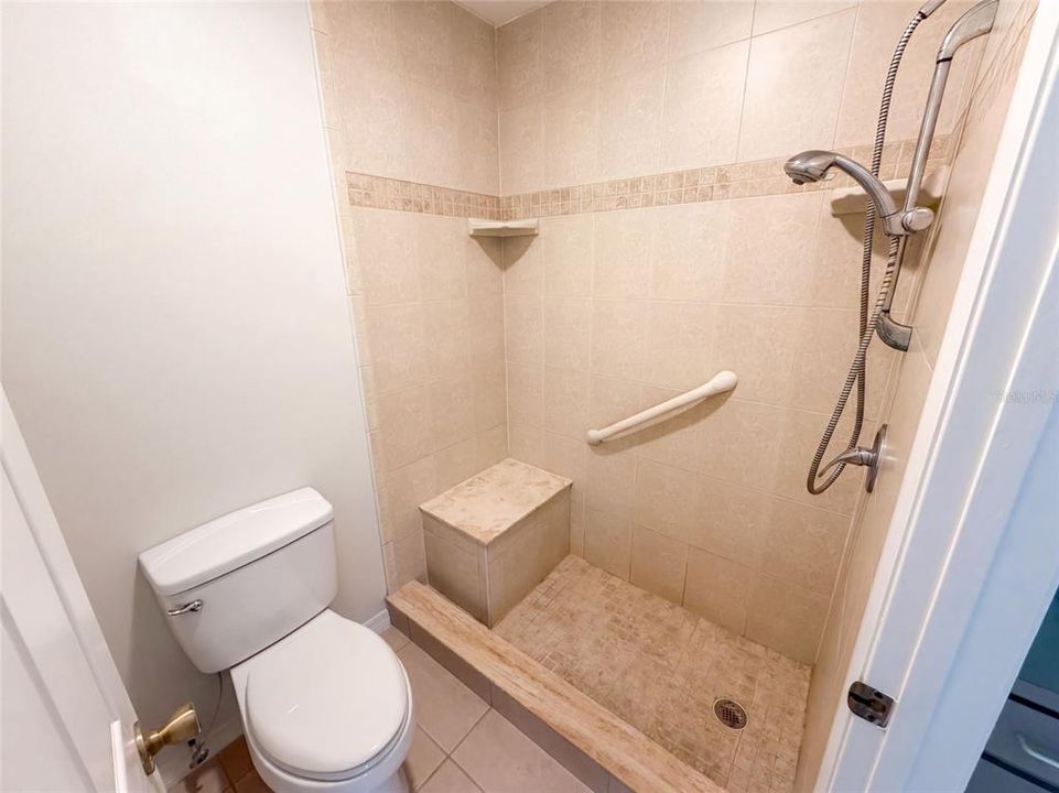 En Venta: $239,000 (3 camas, 2 baños, 1157 Pies cuadrados)