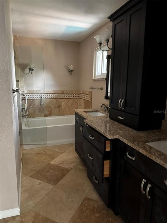 For Sale: $716,125 (5 beds, 5 baths, 3228 Square Feet)