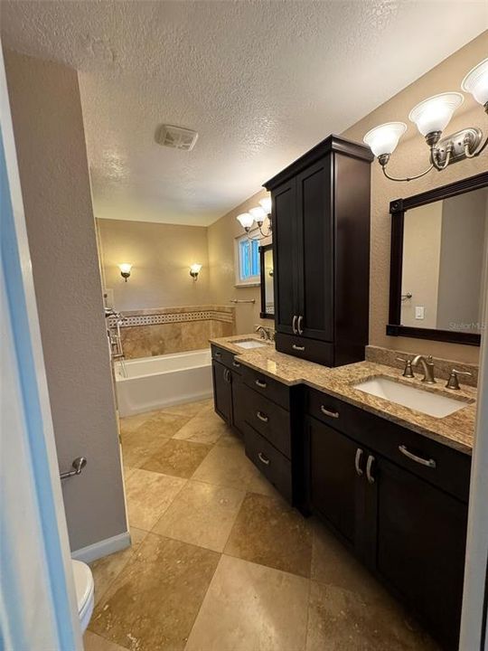 For Sale: $716,125 (5 beds, 5 baths, 3228 Square Feet)