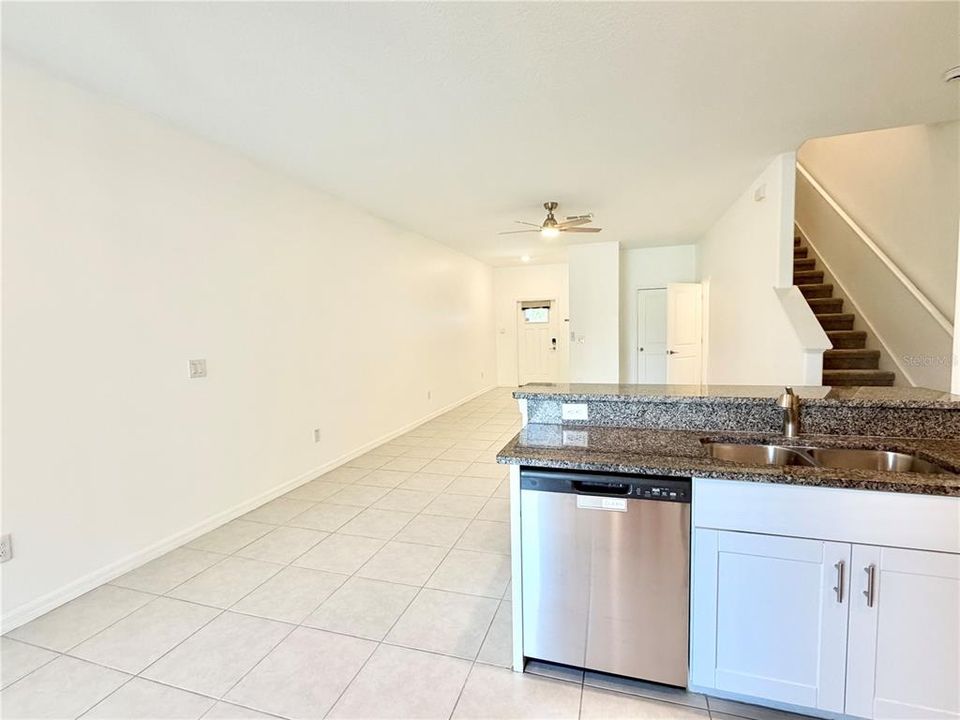 En Venta: $265,000 (3 camas, 2 baños, 1634 Pies cuadrados)