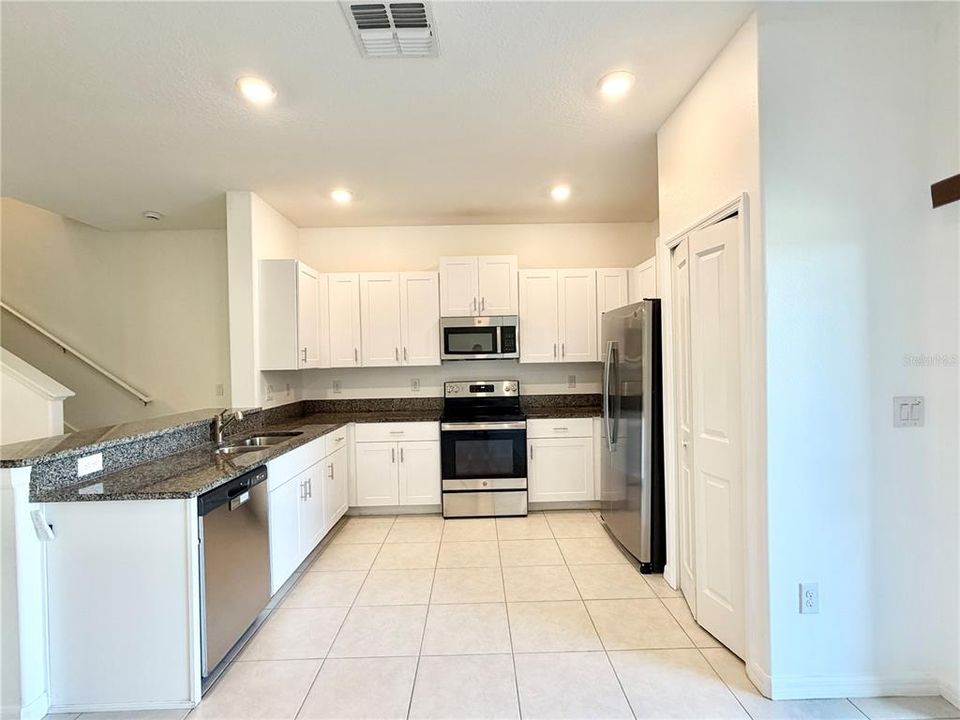 En Venta: $265,000 (3 camas, 2 baños, 1634 Pies cuadrados)