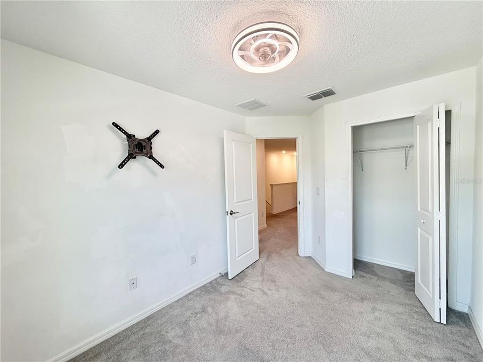 En Venta: $265,000 (3 camas, 2 baños, 1634 Pies cuadrados)