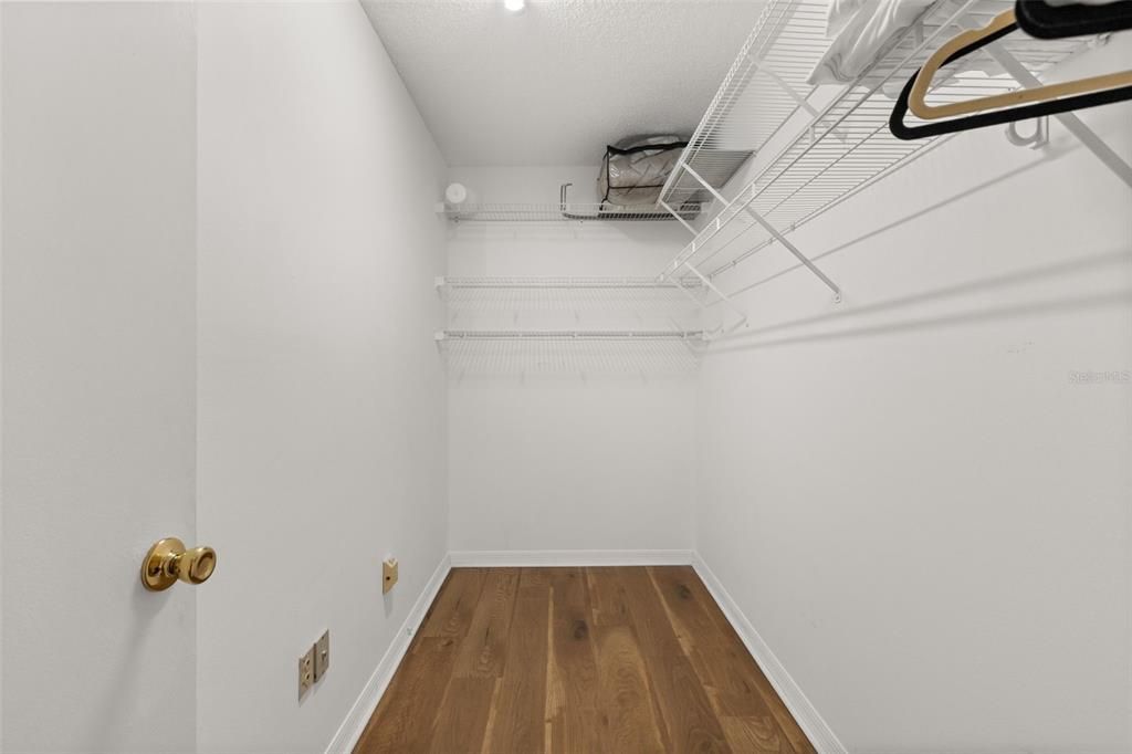 For Sale: $315,000 (3 beds, 2 baths, 1392 Square Feet)