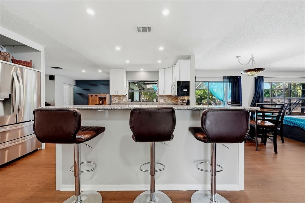 En Venta: $475,000 (3 camas, 2 baños, 1702 Pies cuadrados)