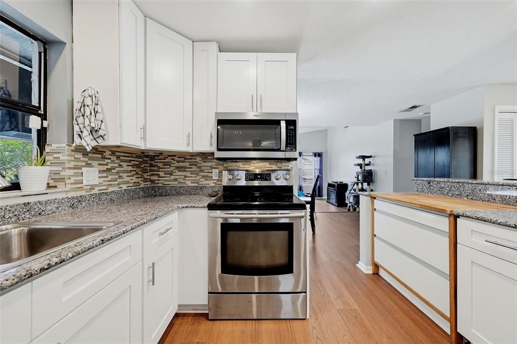 En Venta: $475,000 (3 camas, 2 baños, 1702 Pies cuadrados)