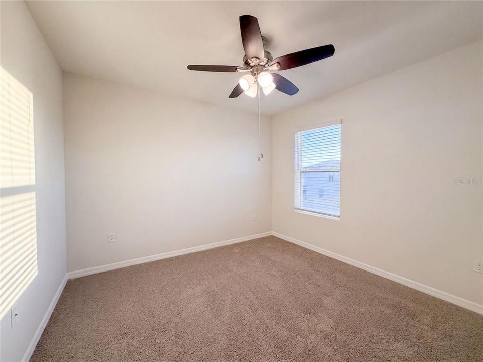 For Sale: $335,000 (5 beds, 3 baths, 2447 Square Feet)
