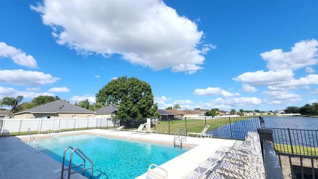 For Sale: $451,000 (6 beds, 2 baths, 3185 Square Feet)