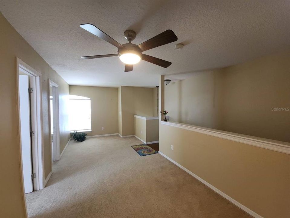 For Sale: $451,000 (6 beds, 2 baths, 3185 Square Feet)