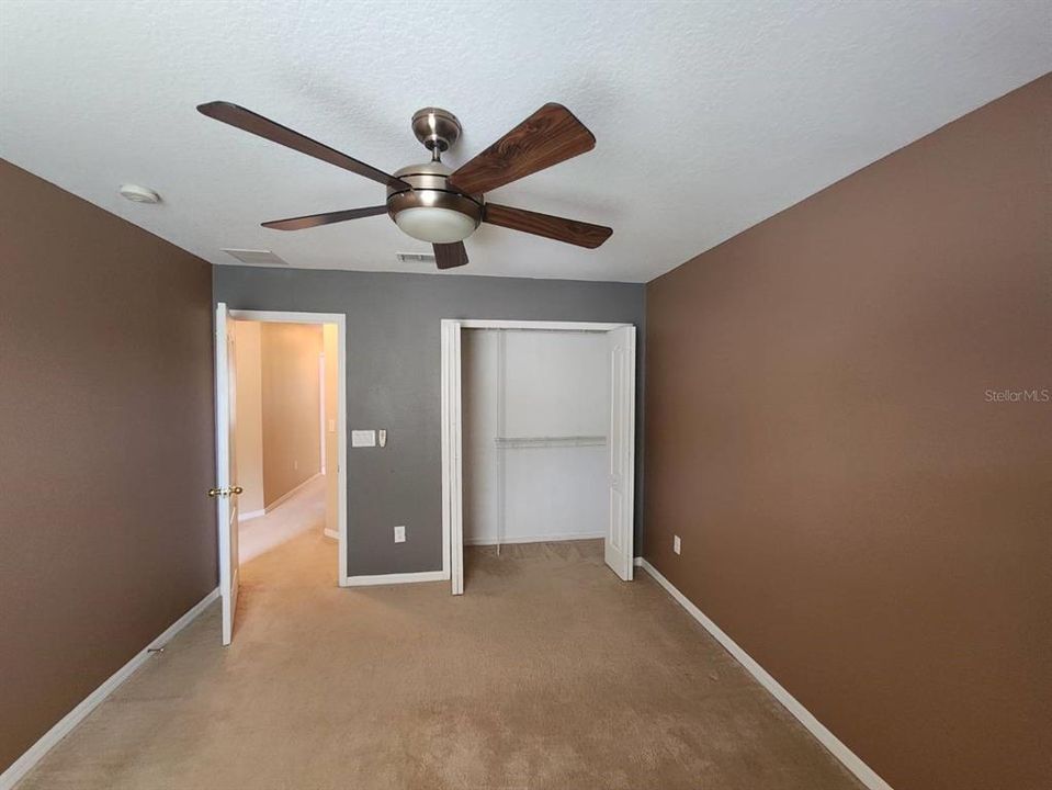 For Sale: $451,000 (6 beds, 2 baths, 3185 Square Feet)