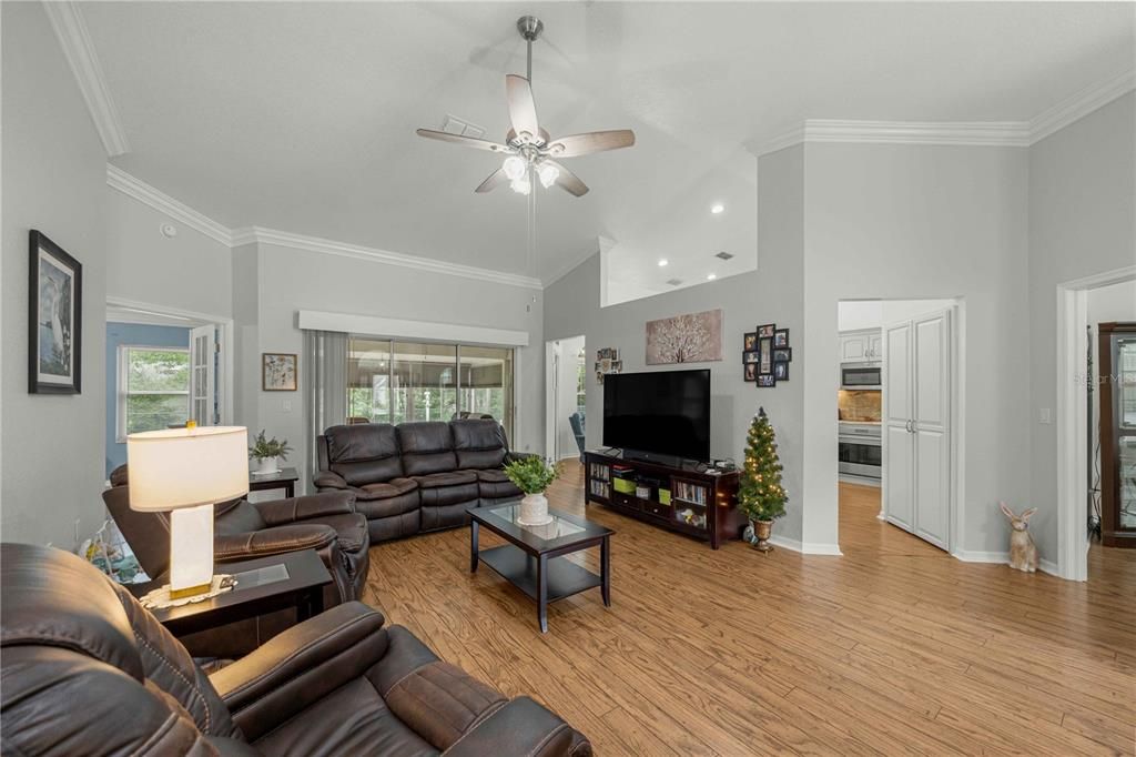 For Sale: $300,000 (3 beds, 2 baths, 1916 Square Feet)