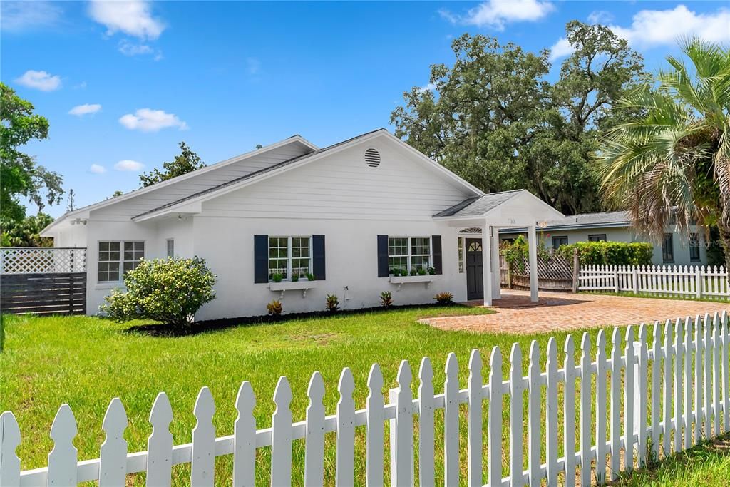 For Sale: $589,900 (3 beds, 2 baths, 1700 Square Feet)