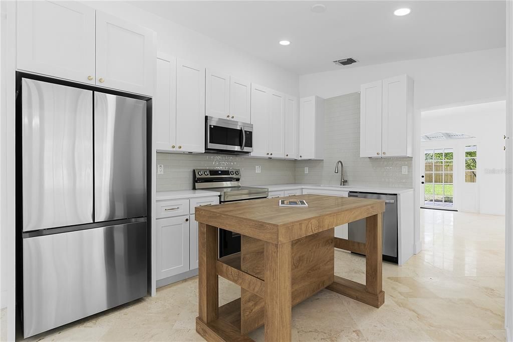 For Sale: $589,900 (3 beds, 2 baths, 1700 Square Feet)