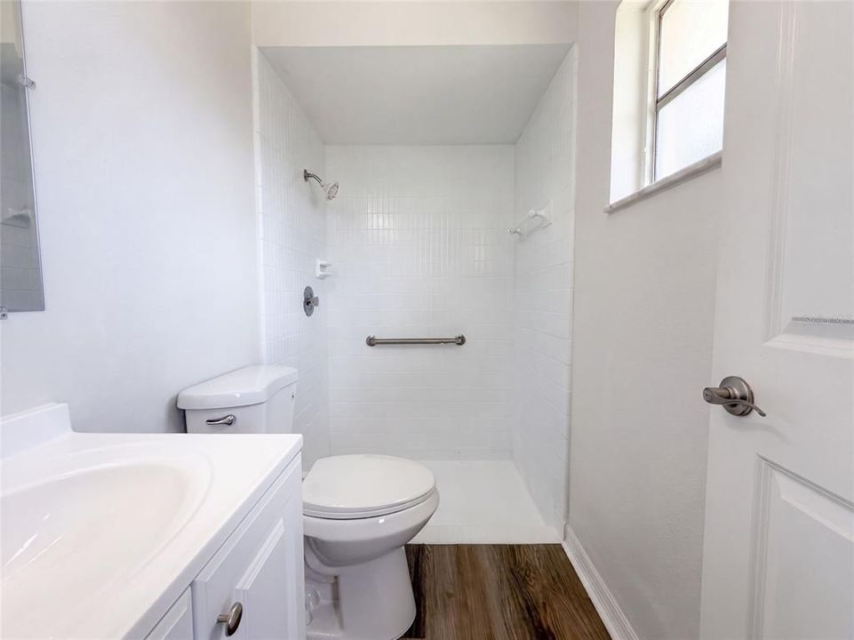 For Sale: $235,000 (2 beds, 2 baths, 1402 Square Feet)