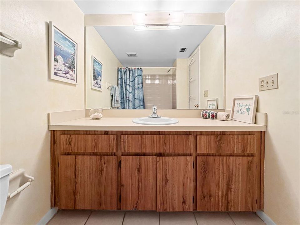 En Venta: $159,900 (2 camas, 2 baños, 960 Pies cuadrados)