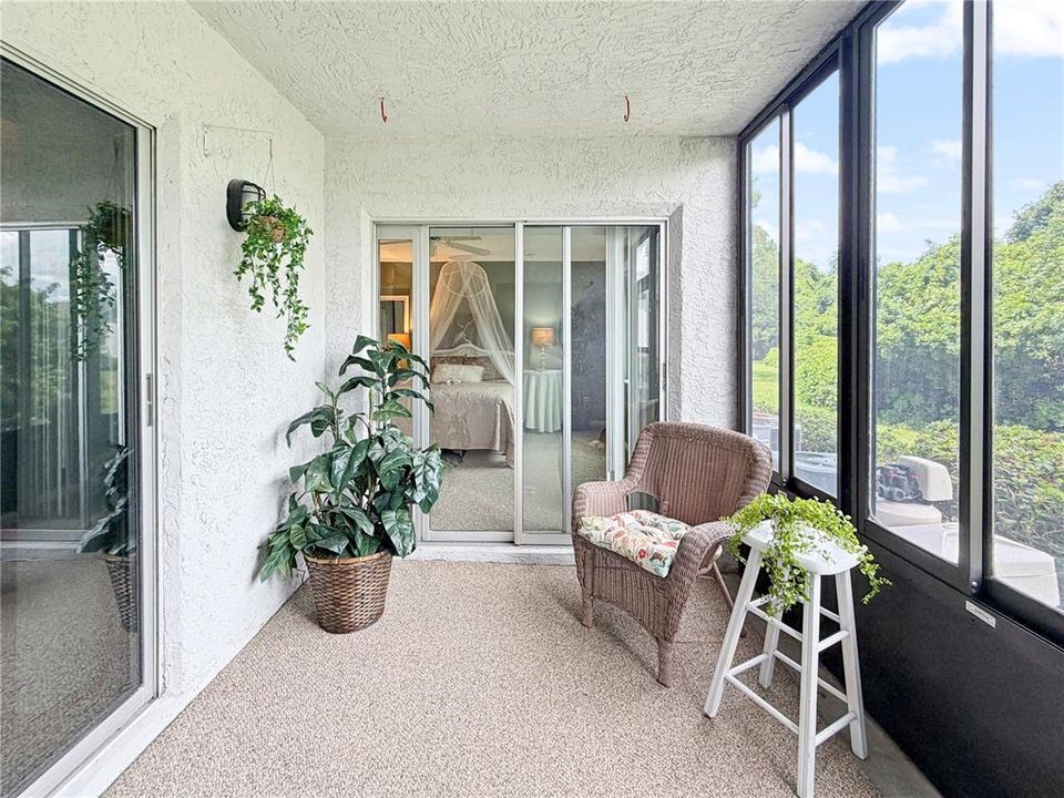 En Venta: $159,900 (2 camas, 2 baños, 960 Pies cuadrados)