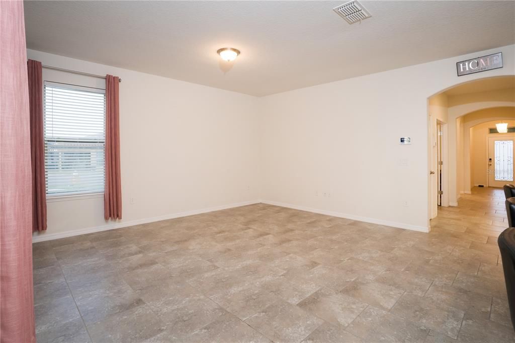 В аренду: $2,850 (4 спален, 3 ванн, 2110 Квадратных фут)