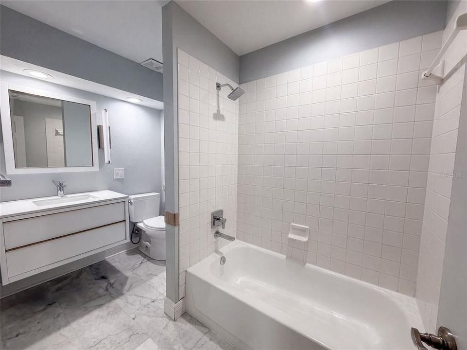 На продажу: $355,000 (3 спален, 2 ванн, 1607 Квадратных фут)