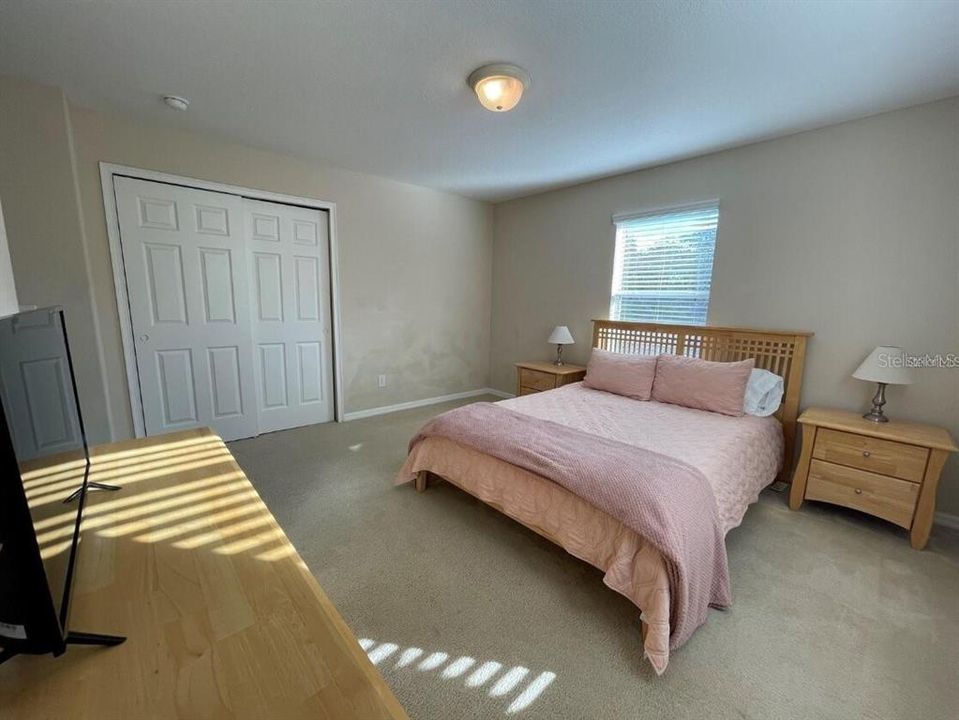 En Venta: $469,900 (5 camas, 5 baños, 2482 Pies cuadrados)