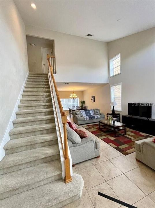 En Venta: $469,900 (5 camas, 5 baños, 2482 Pies cuadrados)