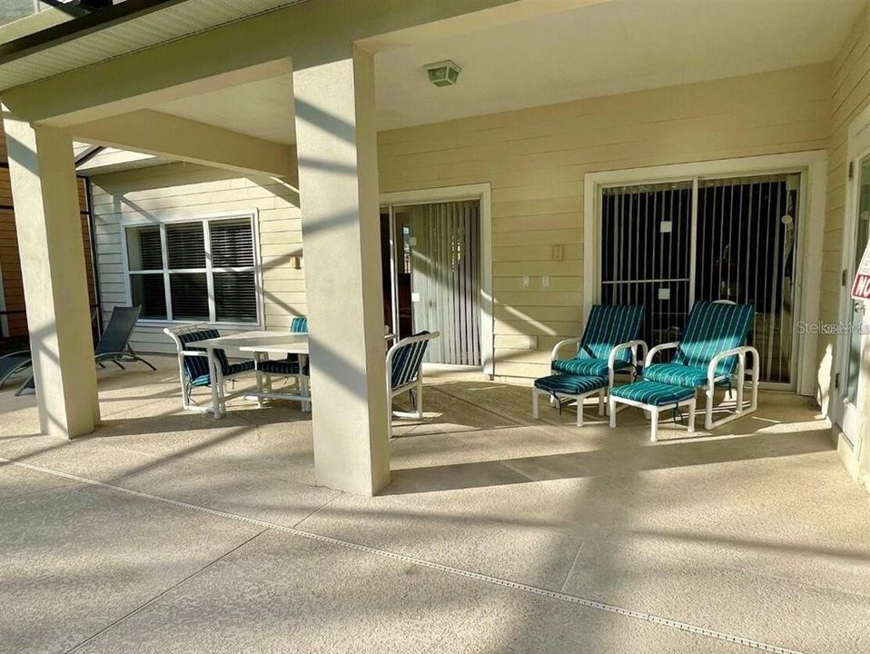 En Venta: $469,900 (5 camas, 5 baños, 2482 Pies cuadrados)