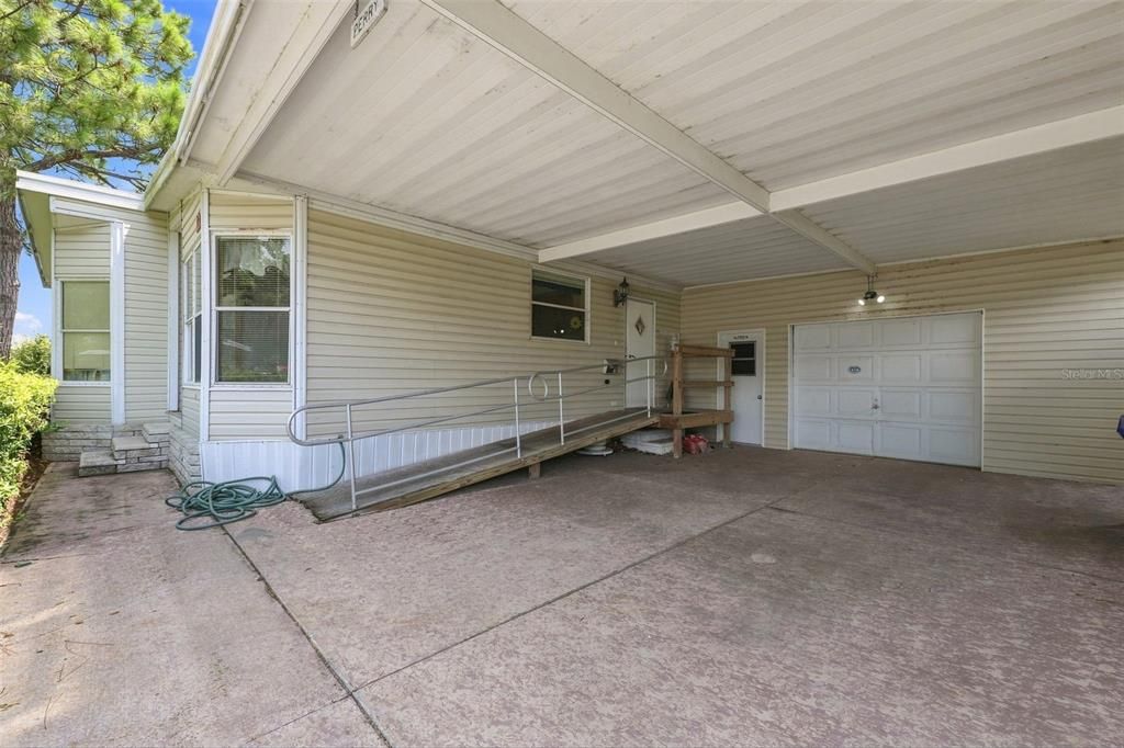 For Sale: $150,000 (2 beds, 2 baths, 1284 Square Feet)