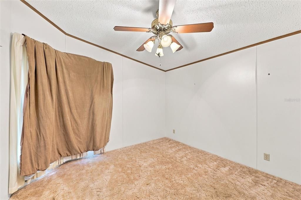 For Sale: $150,000 (2 beds, 2 baths, 1284 Square Feet)