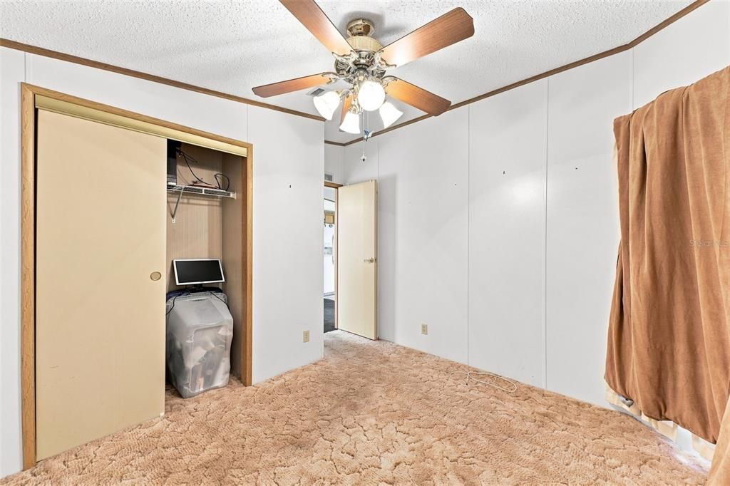 For Sale: $150,000 (2 beds, 2 baths, 1284 Square Feet)
