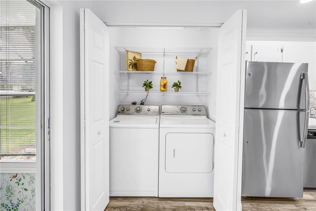 На продажу: $169,000 (2 спален, 2 ванн, 1015 Квадратных фут)