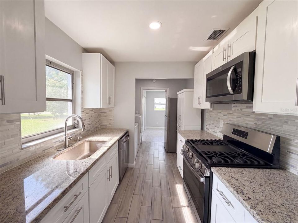 En Venta: $289,000 (2 camas, 2 baños, 1212 Pies cuadrados)