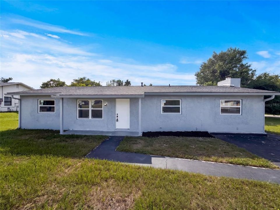 En Venta: $289,000 (2 camas, 2 baños, 1212 Pies cuadrados)