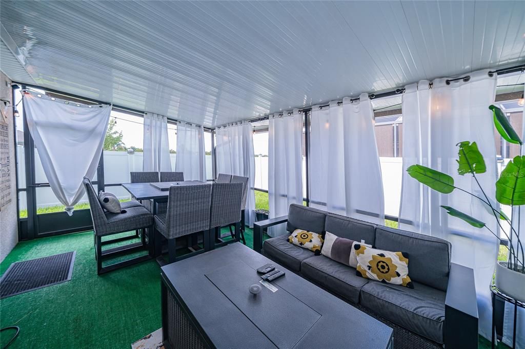 For Sale: $450,000 (4 beds, 3 baths, 2778 Square Feet)