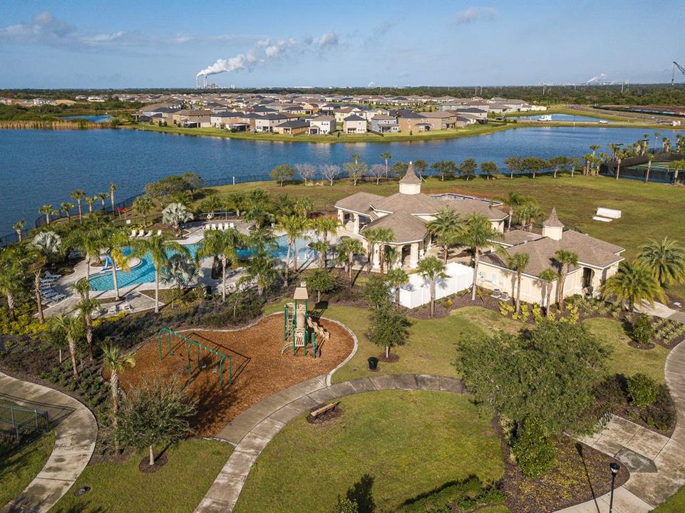 For Sale: $450,000 (4 beds, 3 baths, 2778 Square Feet)