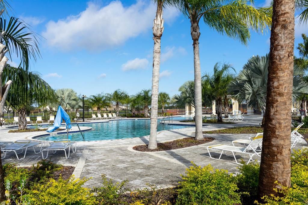 For Sale: $450,000 (4 beds, 3 baths, 2778 Square Feet)