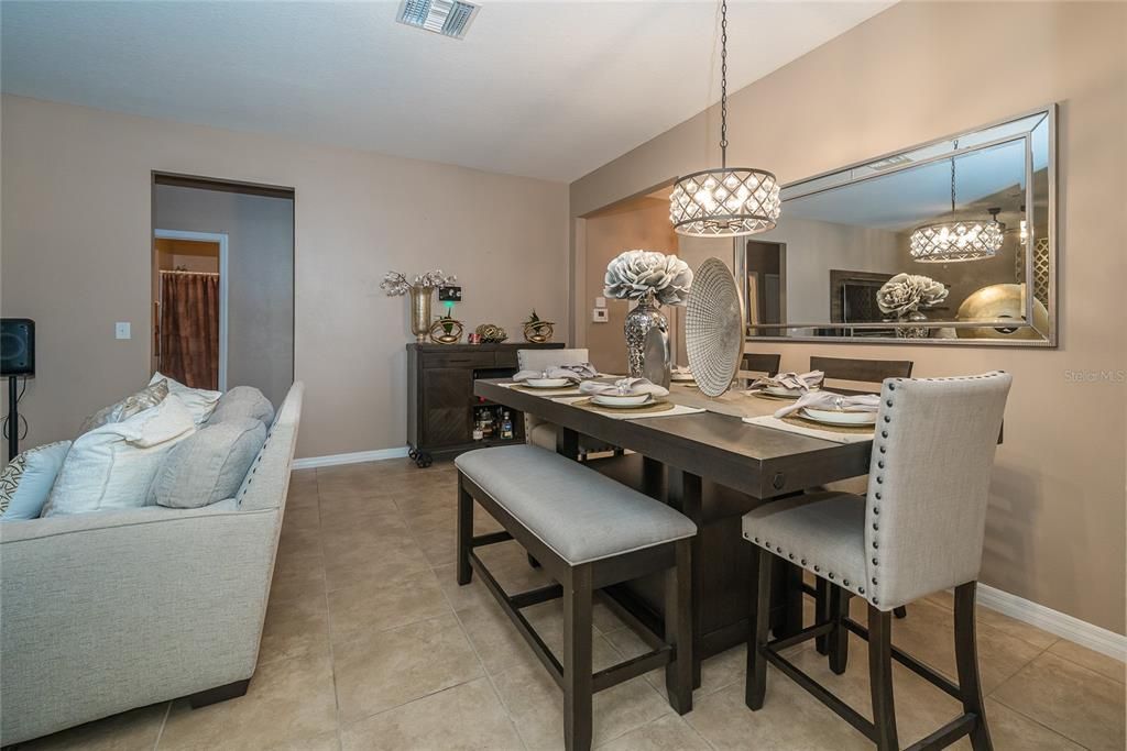 For Sale: $450,000 (4 beds, 3 baths, 2778 Square Feet)
