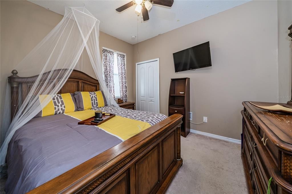 For Sale: $450,000 (4 beds, 3 baths, 2778 Square Feet)