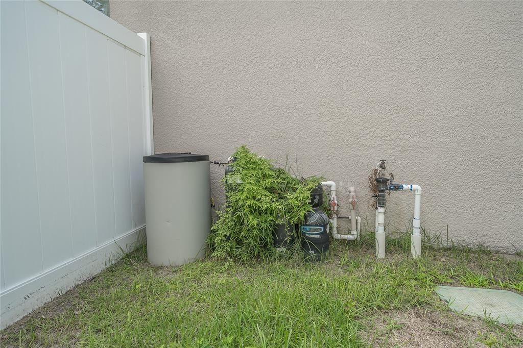 For Sale: $450,000 (4 beds, 3 baths, 2778 Square Feet)