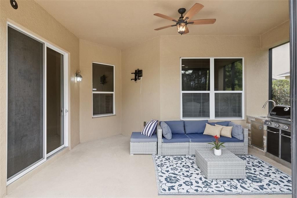 For Sale: $535,000 (5 beds, 3 baths, 2814 Square Feet)