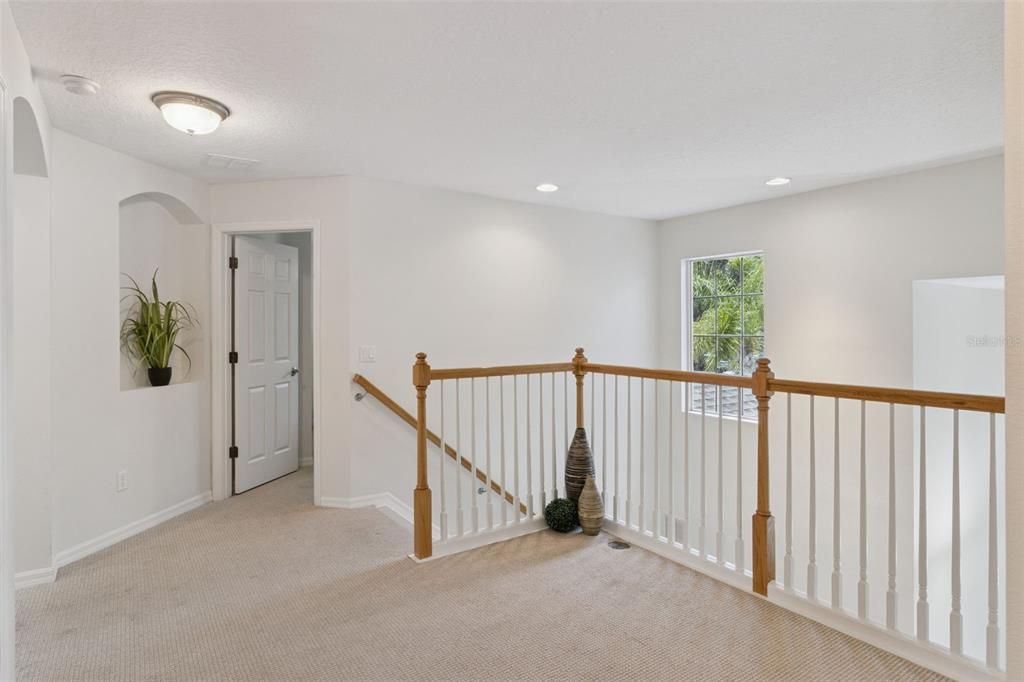 For Sale: $535,000 (5 beds, 3 baths, 2814 Square Feet)