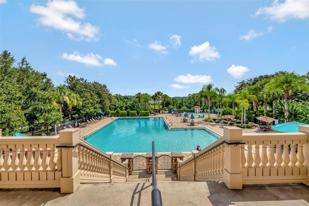 For Sale: $535,000 (5 beds, 3 baths, 2814 Square Feet)