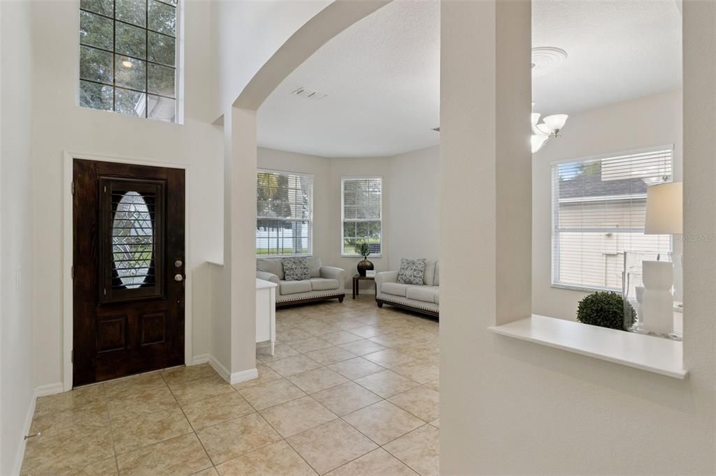 For Sale: $535,000 (5 beds, 3 baths, 2814 Square Feet)