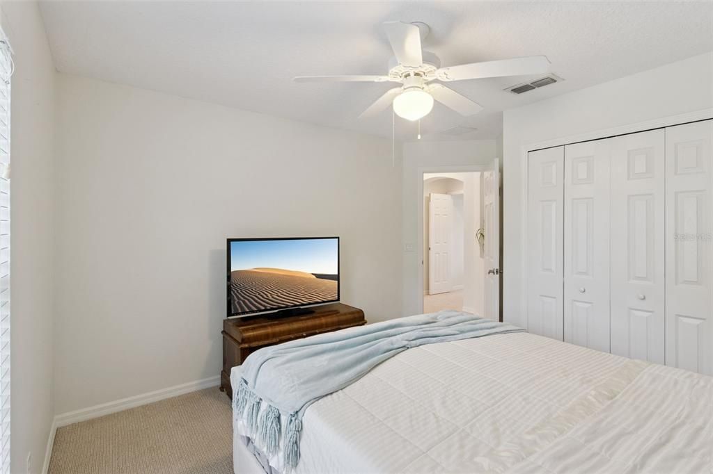 For Sale: $535,000 (5 beds, 3 baths, 2814 Square Feet)