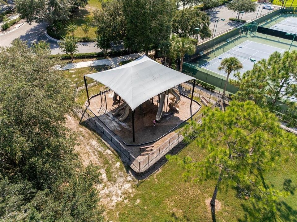 For Sale: $535,000 (5 beds, 3 baths, 2814 Square Feet)