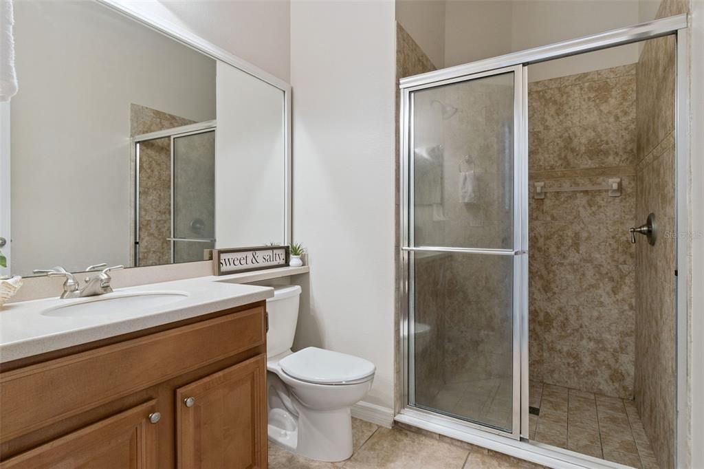 For Sale: $535,000 (5 beds, 3 baths, 2814 Square Feet)