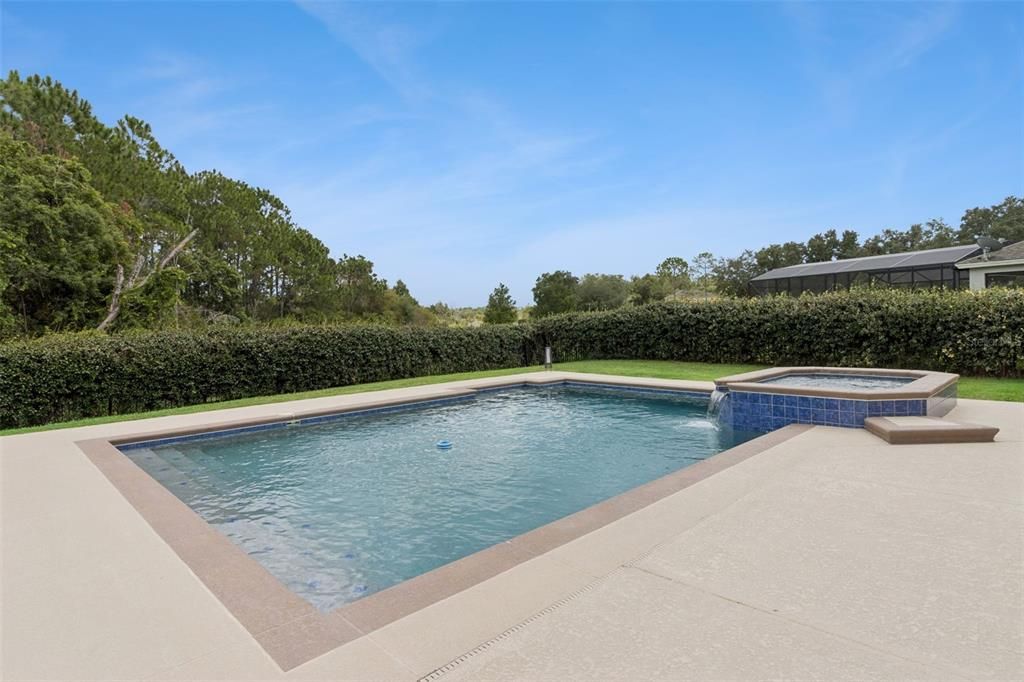 For Sale: $535,000 (5 beds, 3 baths, 2814 Square Feet)