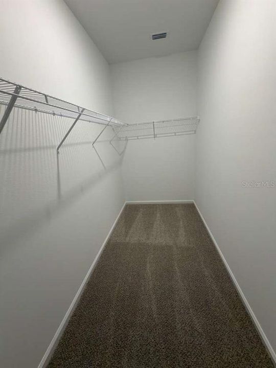 En Renta: $4,100 (4 camas, 3 baños, 2718 Pies cuadrados)