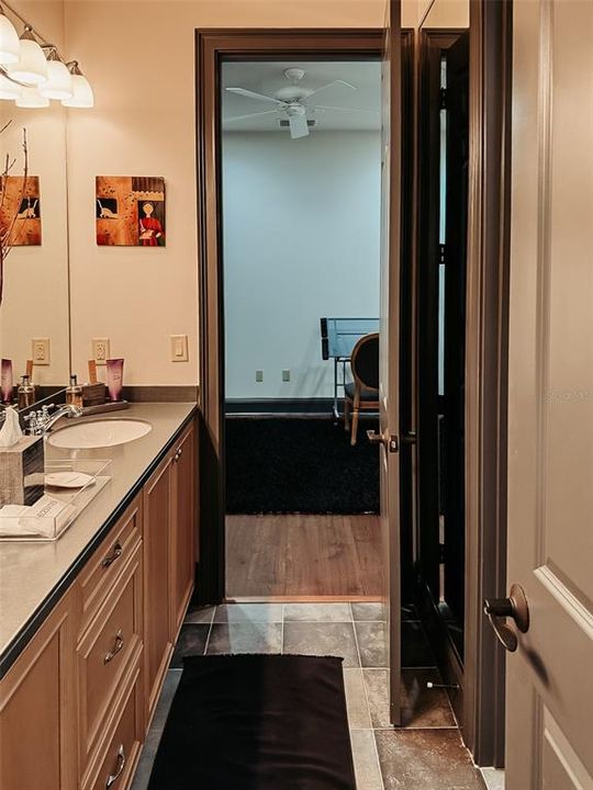 En Venta: $1,760,000 (5 camas, 4 baños, 4219 Pies cuadrados)