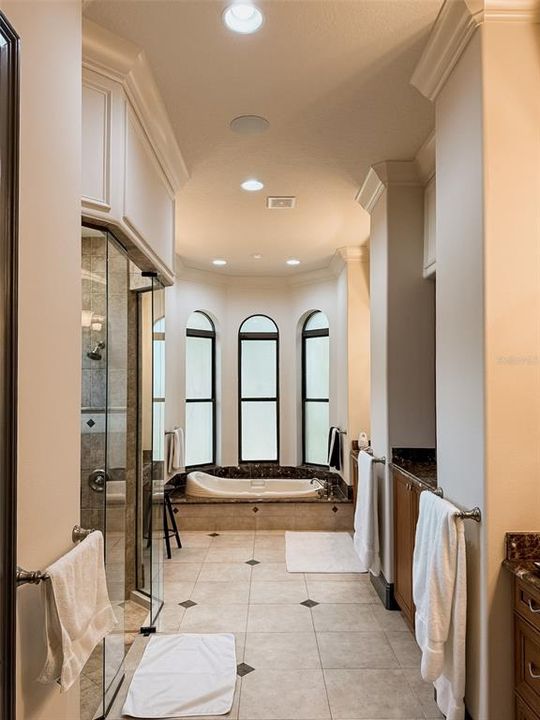 En Venta: $1,760,000 (5 camas, 4 baños, 4219 Pies cuadrados)
