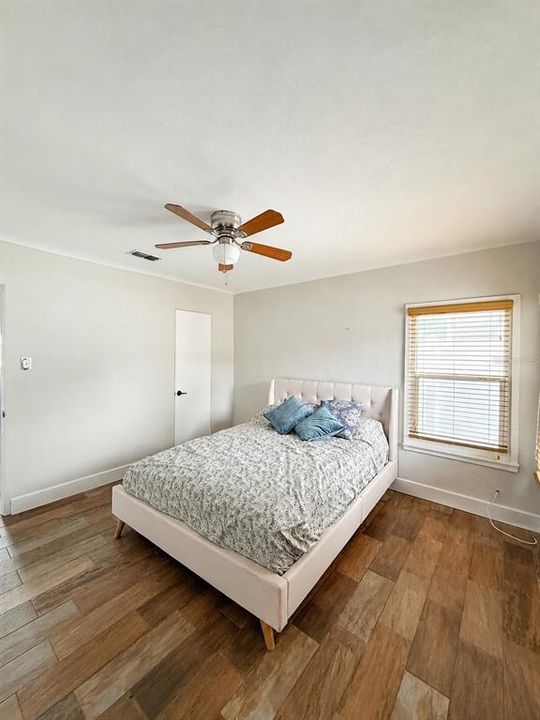For Rent: $3,000 (3 beds, 2 baths, 1364 Square Feet)